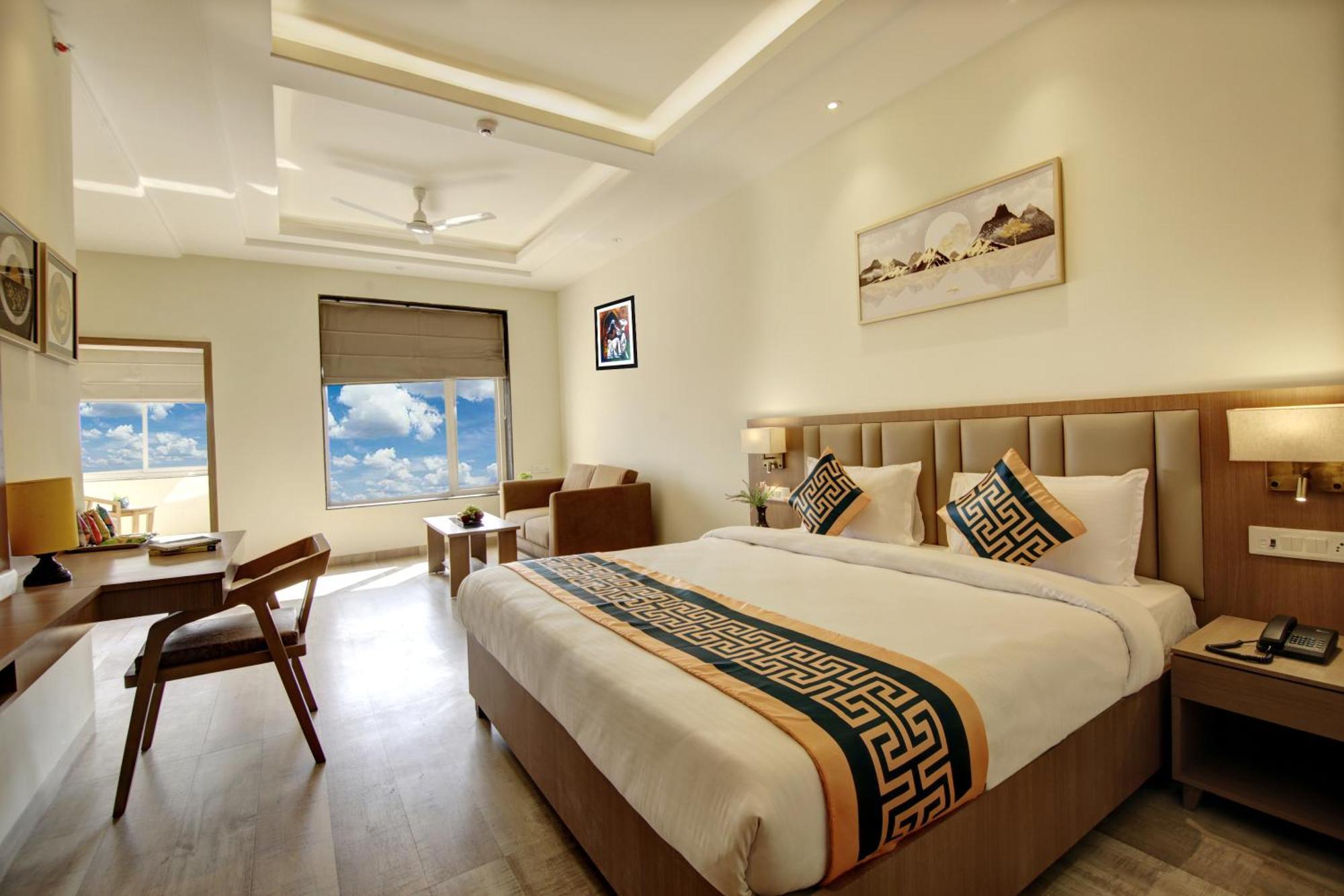 Airport Hotel Claytone Нью-Дели Экстерьер фото